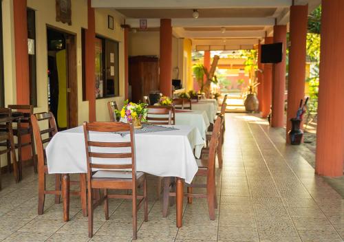 Restaurant, Mansion Los Guichos in Retalhulehu