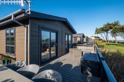숙소 외관, Sea Breeze - Aldeburgh Coastal Cottages in 노르위치 국제 공항