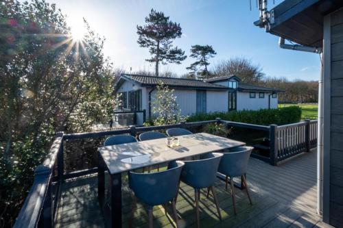Sea Breeze - Aldeburgh Coastal Cottages - image 2