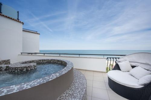 Grand Hotel Excelsior - 온수 욕조