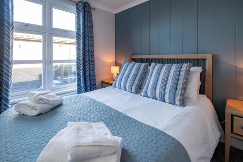 Sea Breeze - image 6
