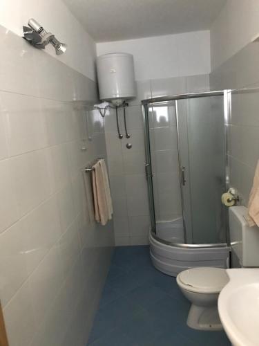 TONA APARTMENTS - main image
