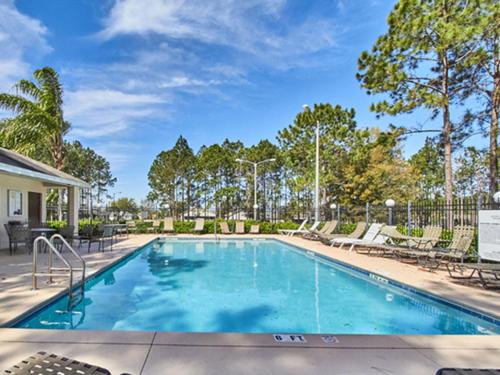 This wonderful 4 bedroom house offers a exceptional vacational experience - image 5