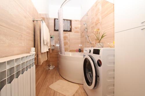 Vannas istaba, Apartment Arcadia in Reštovo