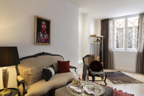 244637154 Suite Azur Hotel