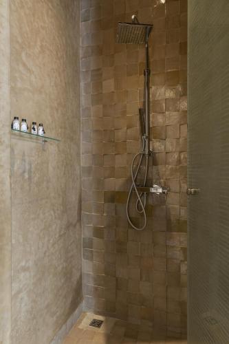 244646432 Suite Azur Hotel