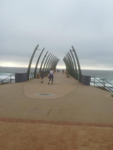 Somerset In - Tap to explore photos
