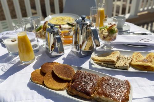 244653205 Suite Azur Hotel