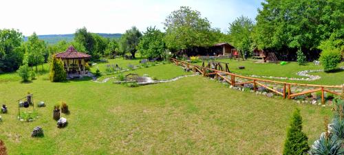 Park Hotel Djevana - image 8