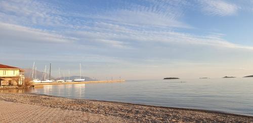 Beach House in Itea-Delphi