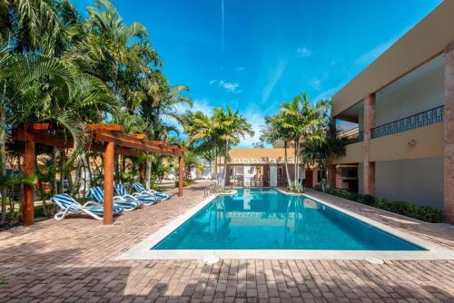 Tecnohotel Itzaes - Merida