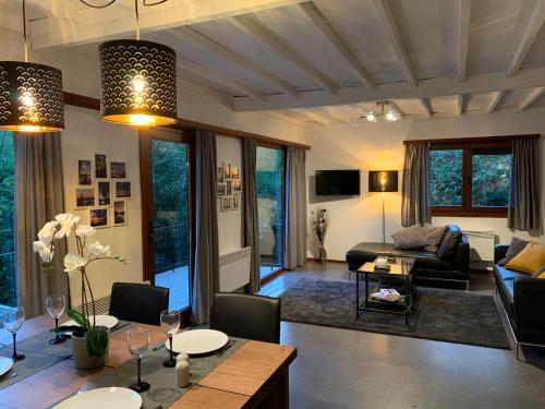 Chalet en pleine nature - le "Clos des Chevreuils" in Beaumont