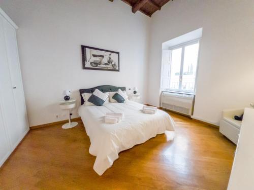 Pandy Suite, Rome