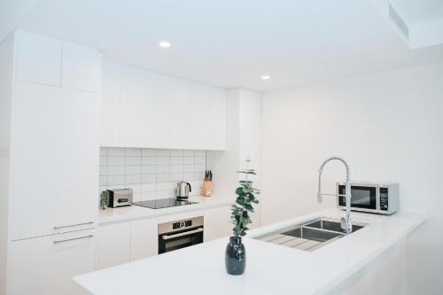 Kerridge St Apartments by Urban Rest - 주방