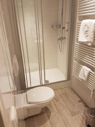 Single Room with Shower