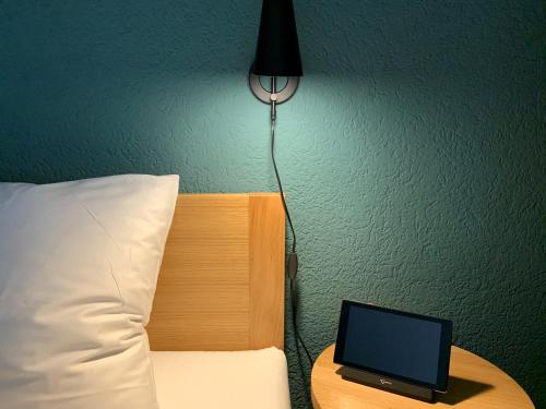 5th Floor Basic Rooms - shared bathrooms, Interlaken (photo 10)