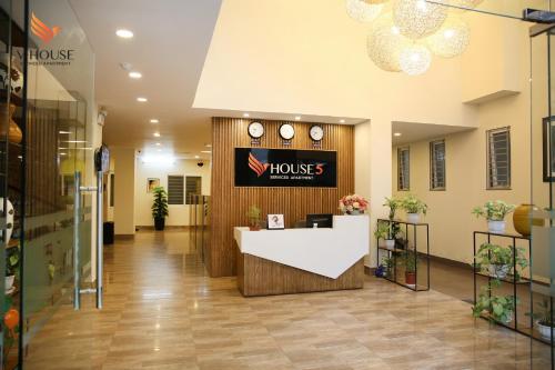 V House 5 Serviced Apartment photo 3