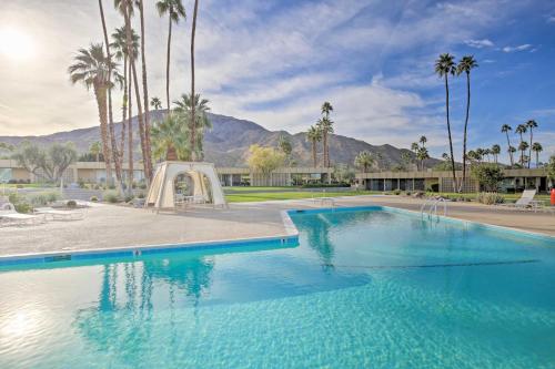 Luxe Palm Desert Home Patio, Grill and Mtn Views! in Palm Desert, USA