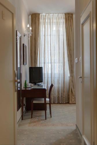Hotel Willa Hueta - image 3