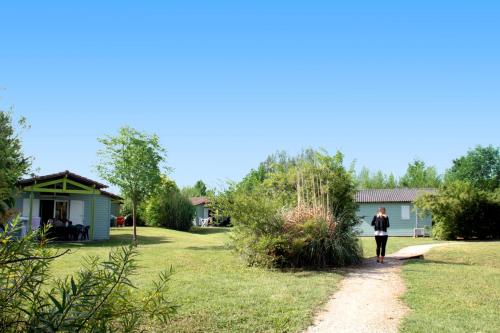 Lagrange Grand Bleu Vacances – Résidence Port Lalande