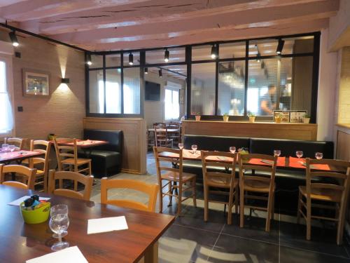 Étterem, Hotel le Faisan in Szent Avertin