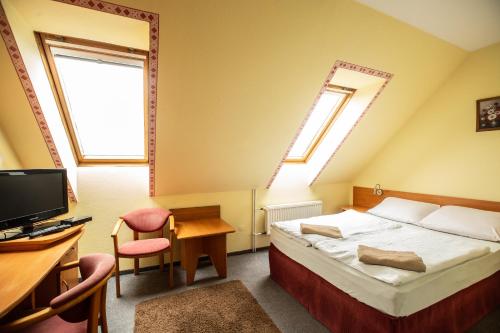 Small Double Room