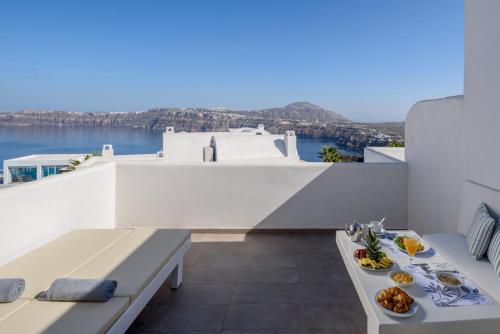 Maison Des Lys - Luxury Suites - image 7