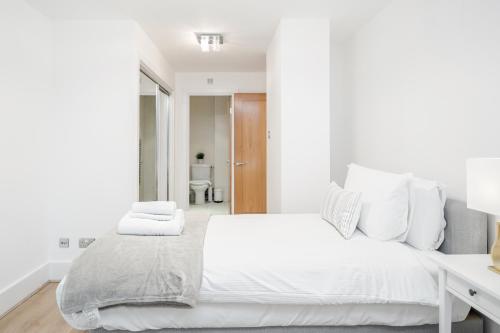 WelcomeStay Vauxhall St Georges Wharf 2 Bedroom Apartment - image 10