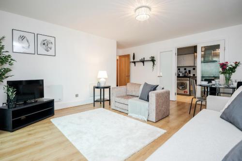 WelcomeStay Vauxhall St Georges Wharf 2 Bedroom Apartment - image 9