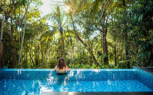 Zwembad, Pepper Trail in Cheeral