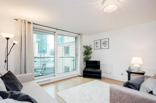 WelcomeStay Vauxhall St Georges Wharf 2 Bedroom Apartment - image 3