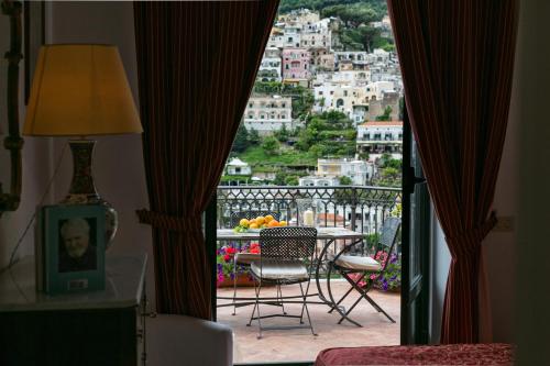 244758506 Palazzo Margherita