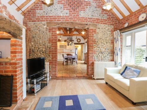 Stable Cottage Thetford - image 4
