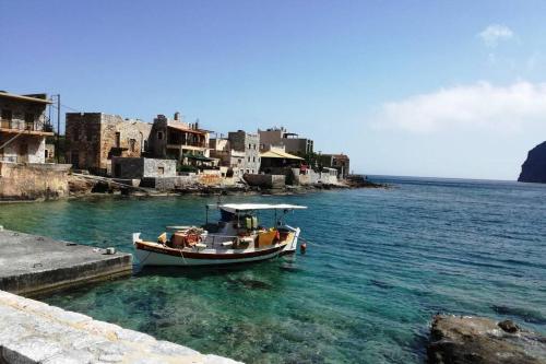 Perimenis Seaside House