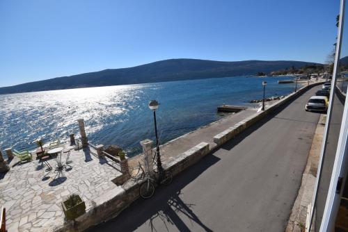SeaSide House in Baosici