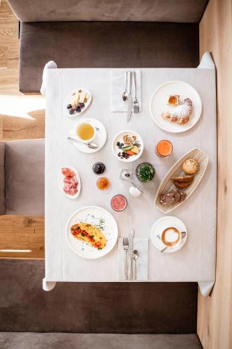 Hotel Ambet - image 9