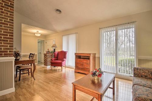 Secluded Shenandoah Riverfront Retreat with Fire Pit - image 2