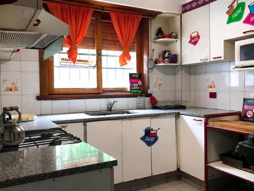 Kitchen, Hostel Punto Patagonico Neuquen in Neuquen