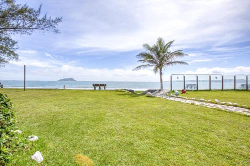 Сад, HANNA Buzios Al Mare Hotel in Формоса Бэй