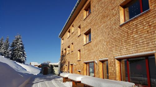 Berghotel Schonhalden - image 12