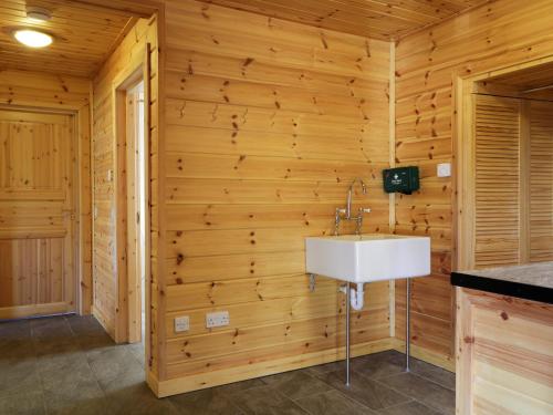 Allt Lodge - image 8