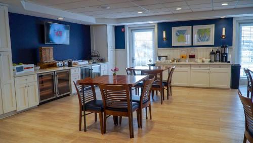 Circle Hotel Fairfield - image 2