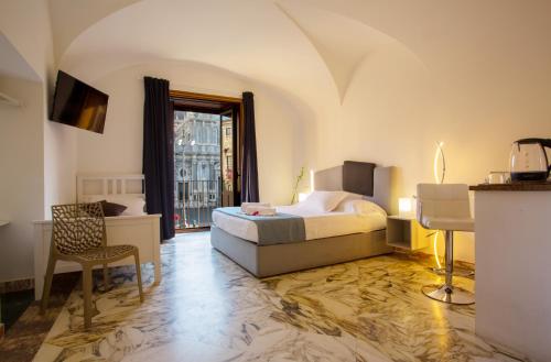 Le Suites Del Duomo House - image 2