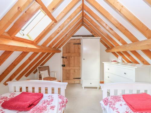 Stable Cottage Thetford - image 8