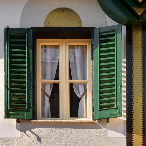 THE MONTEVECCHIA HOME - FRIDA APARTMENT in Montevecchia