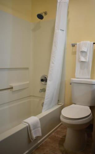 King Room - Ground Floor image 7