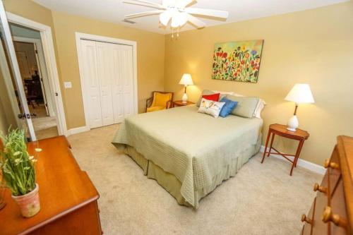 Ideal Location! Perfect for Graduations and Lowcountry Getaways! photo 1