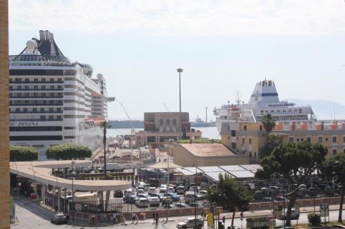 LA FINESTRA SUL PORTO, Palermo (fotografie 7)