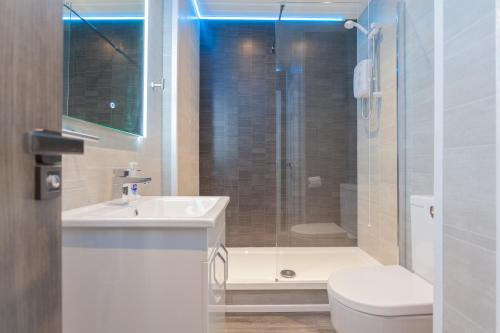 Picture of City Centre. Newly Refurbished. Quiet.