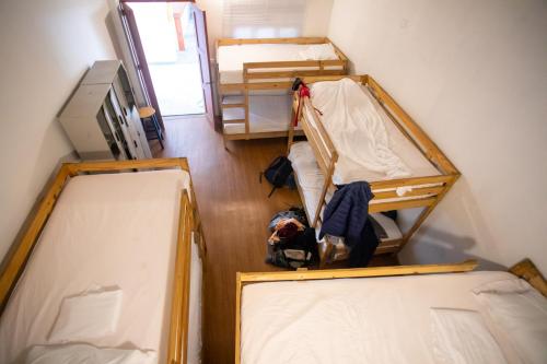 1 bunk bed